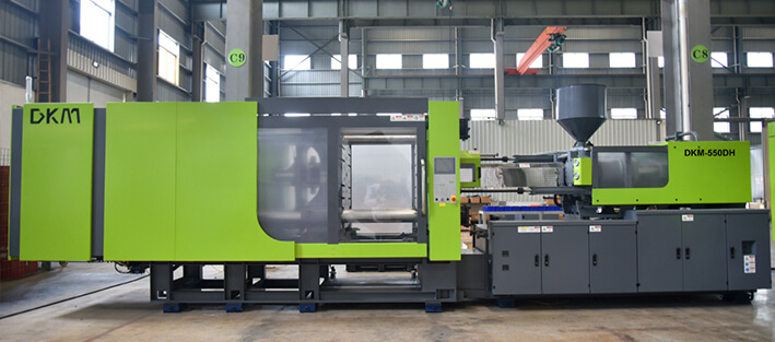 环亚集团DF春风注塑机550吨