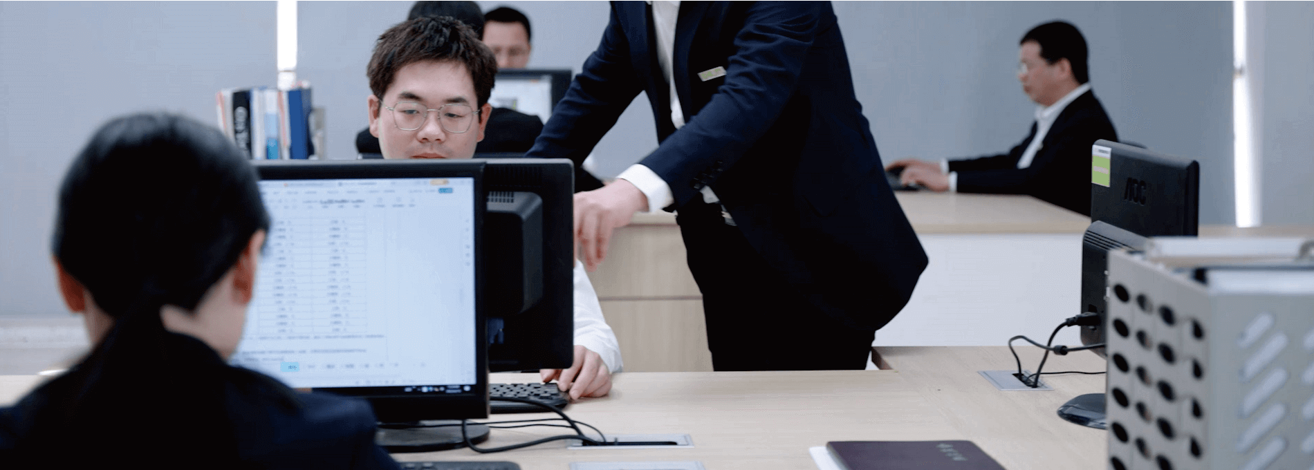 环亚集团售前效劳